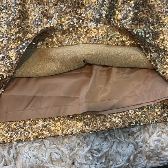 Caché Gold Sequined Skirt - Picture 4 of 4